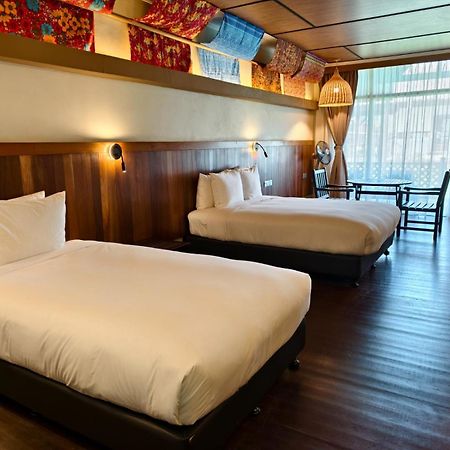 Borneo Beach & Mangrove Resort Tuaran Bagian luar foto